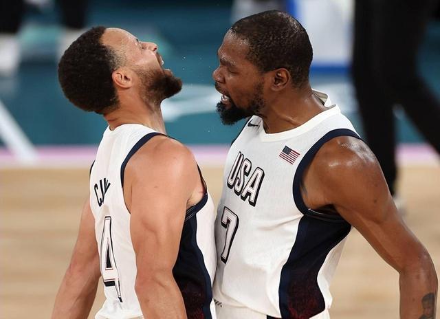 爱游戏平台体验-杜兰特重要时刻夺冠，法国队带队取胜！赛场气氛高涨的简单介绍