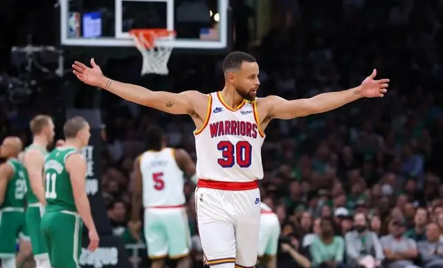 爱游戏-包含今晨欧联焦点战，波士顿凯尔特人完成战术微调，令人意外，团队化学反应显著的词条